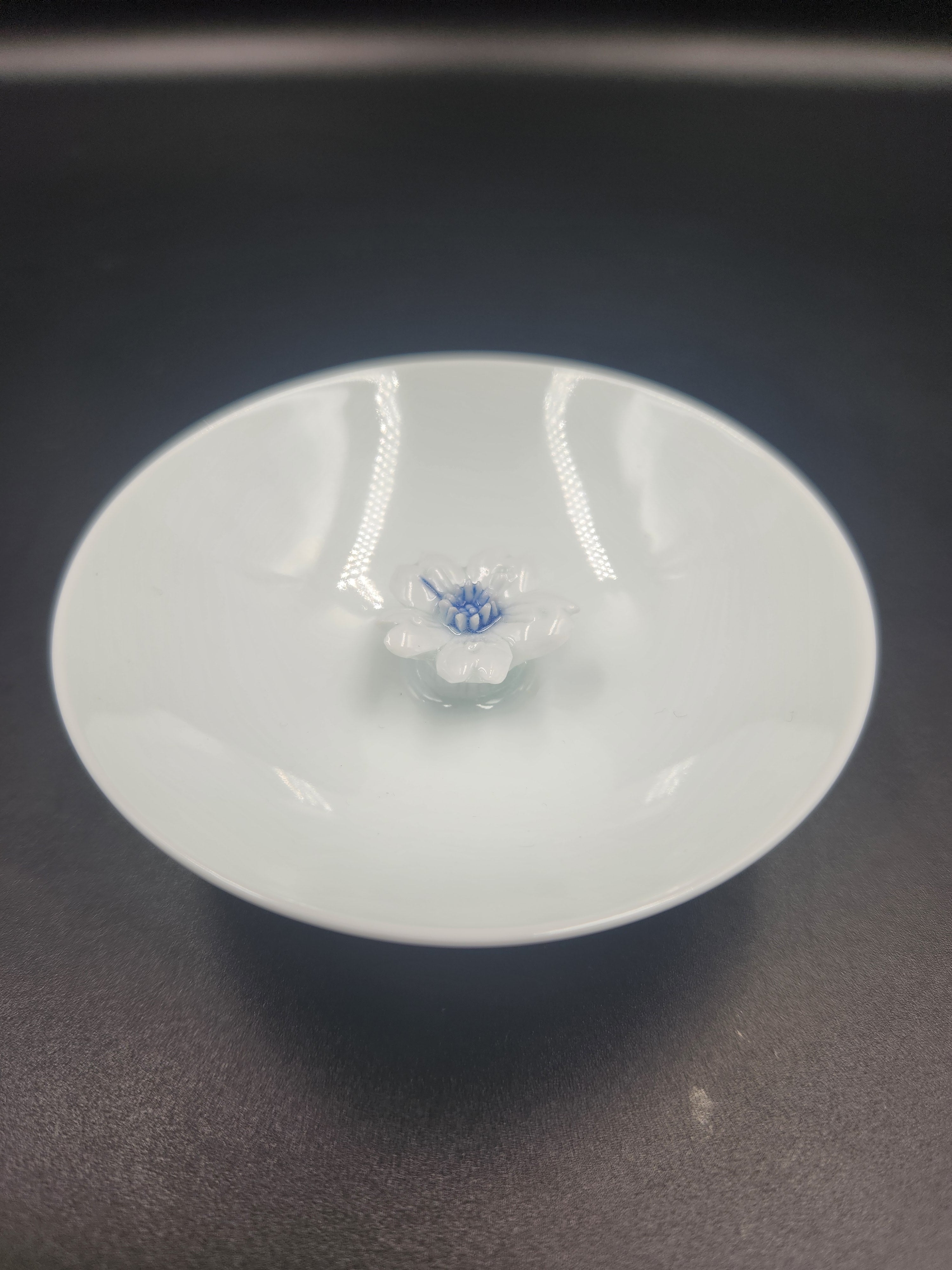 Hirado Kohsyo Sake Vessel with Cherry Blossom Decoration
